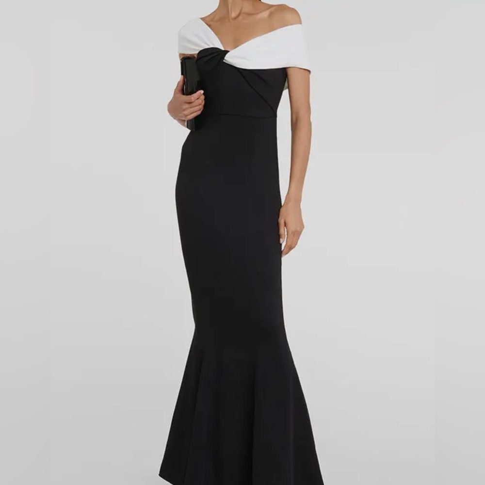 Black/white evening gown